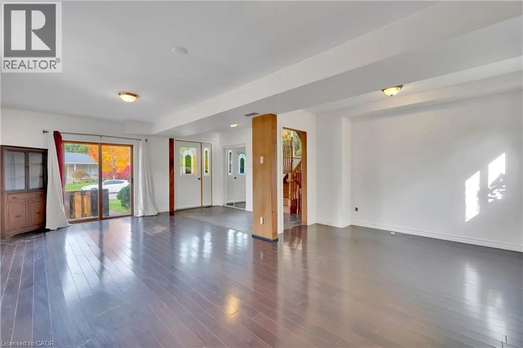 18 KINGSTON Crescent