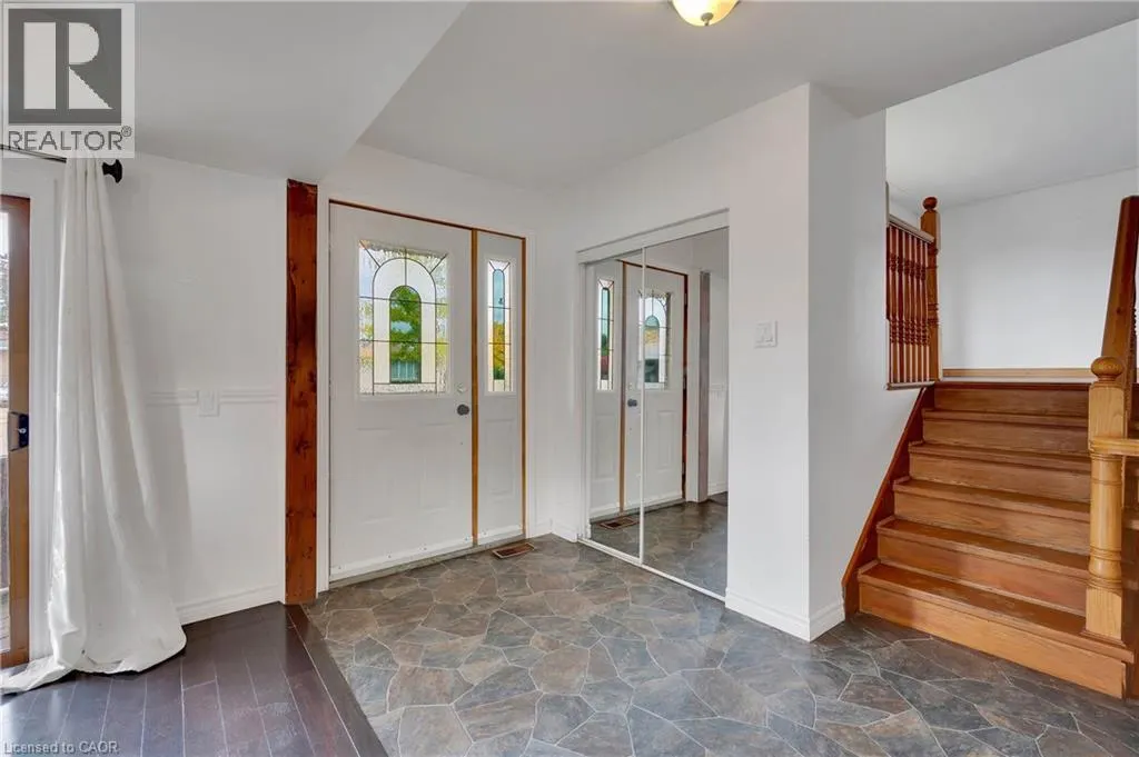 18 KINGSTON Crescent