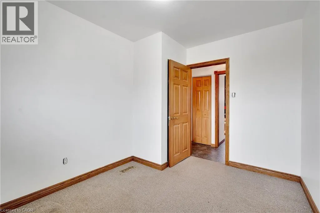 18 KINGSTON Crescent