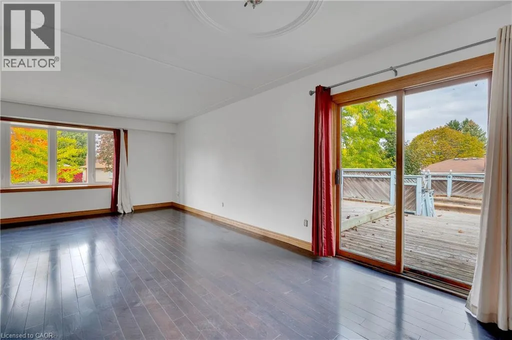 18 KINGSTON Crescent