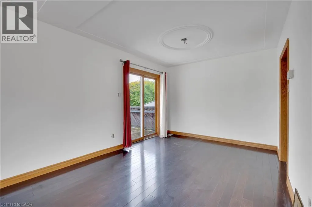 18 KINGSTON Crescent