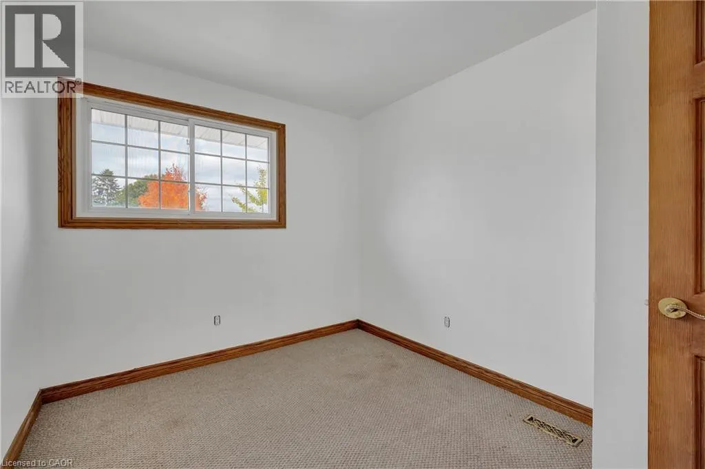 18 KINGSTON Crescent