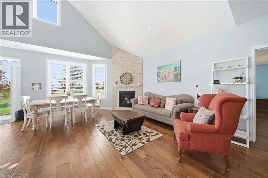 34 REGATTA Drive Unit# 89, #89