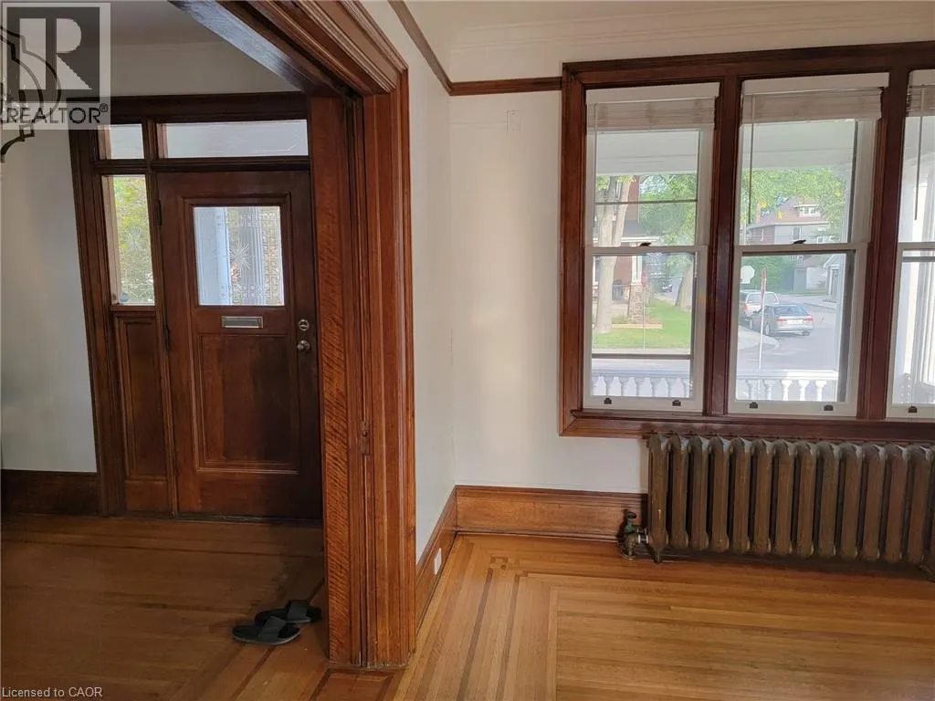 43 BARNESDALE Avenue S