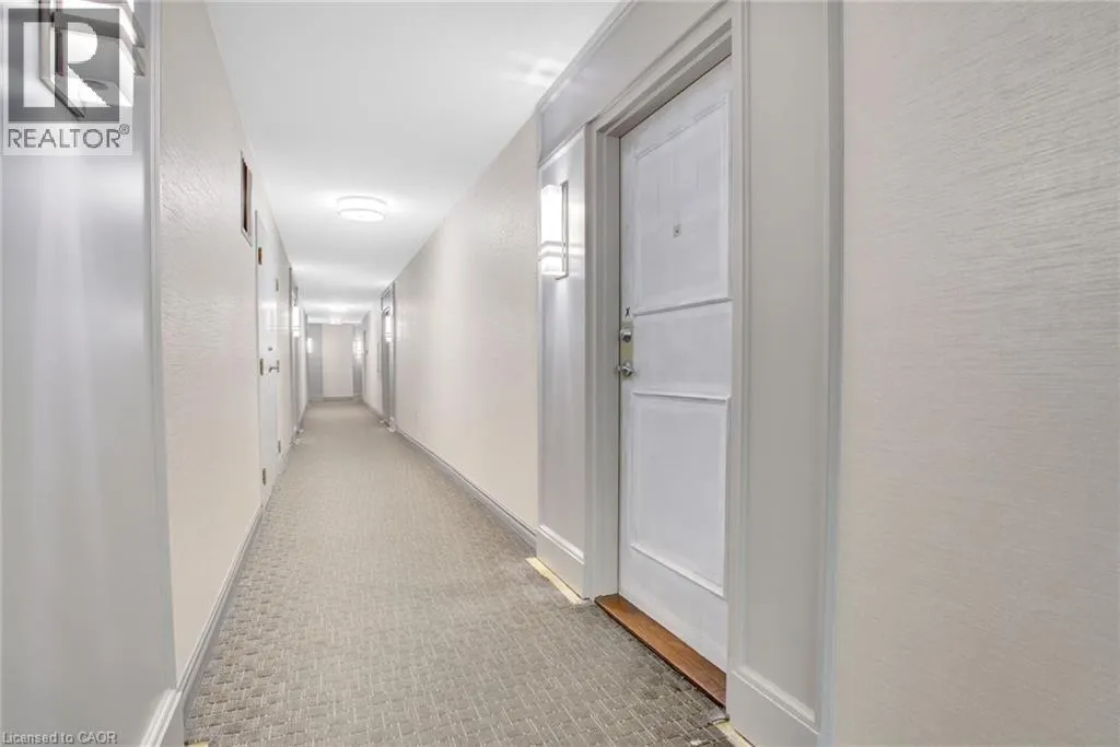 75 KING Street E Unit# 306, #306