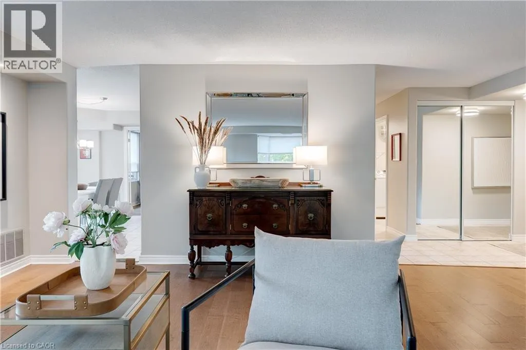 1272 ONTARIO Street Unit# 204, #204