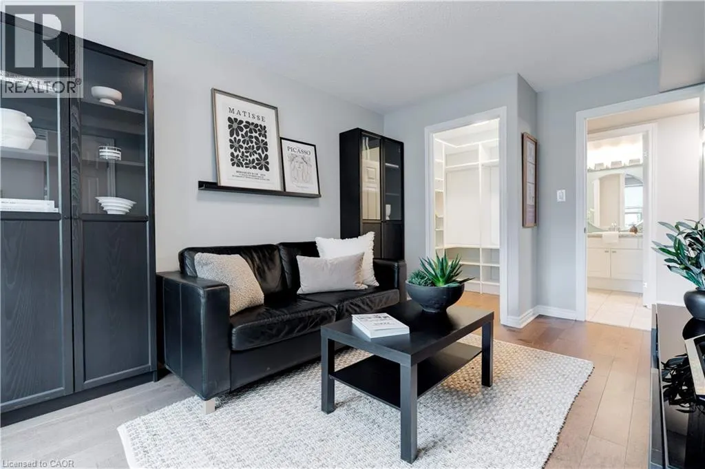 1272 ONTARIO Street Unit# 204, #204