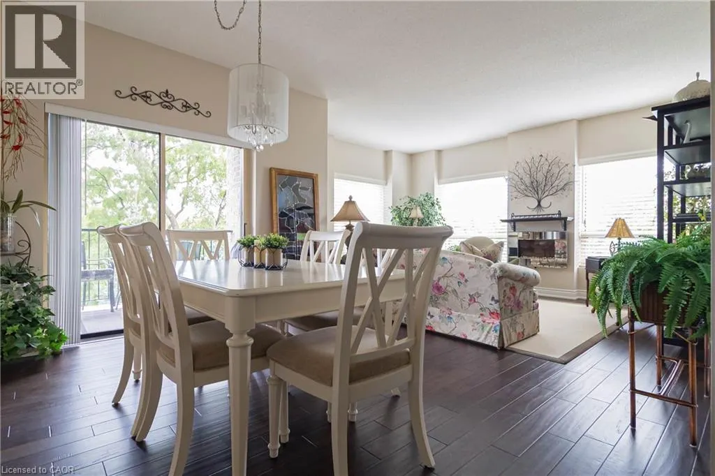 3497 UPPER MIDDLE Road Unit# 305, #305