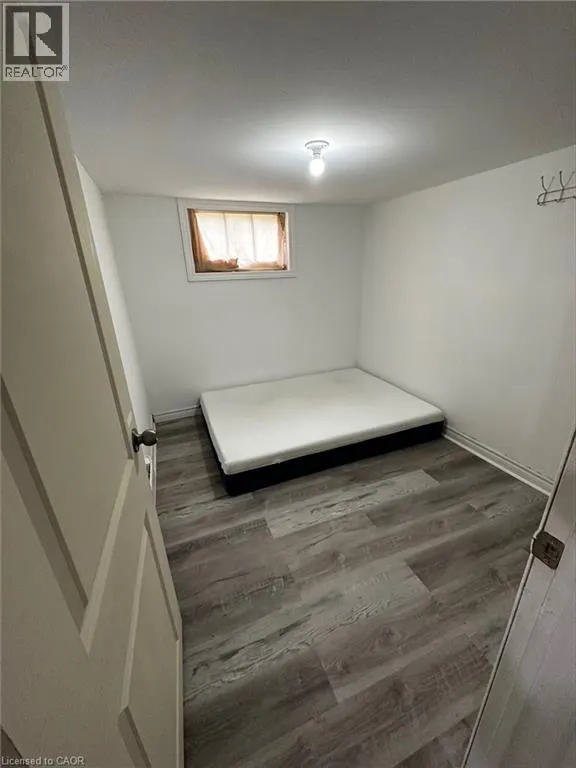 171 STONE CHURCH Road E