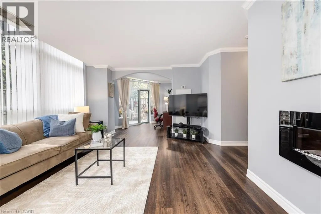 1276 MAPLE CROSSING Boulevard Unit# 111, #111