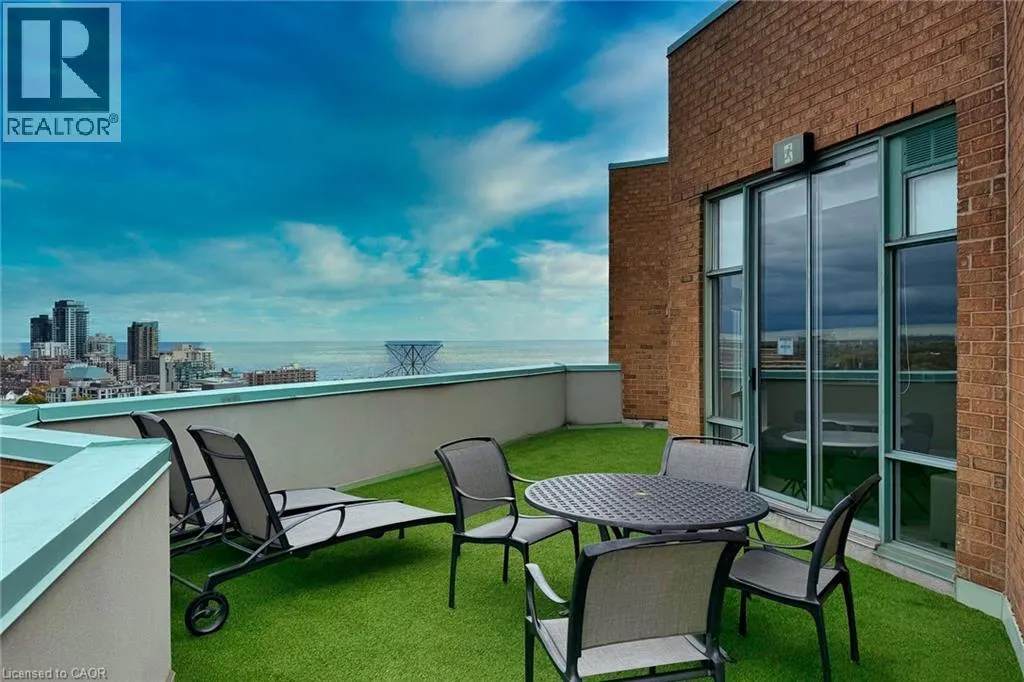 1276 MAPLE CROSSING Boulevard Unit# 111, #111