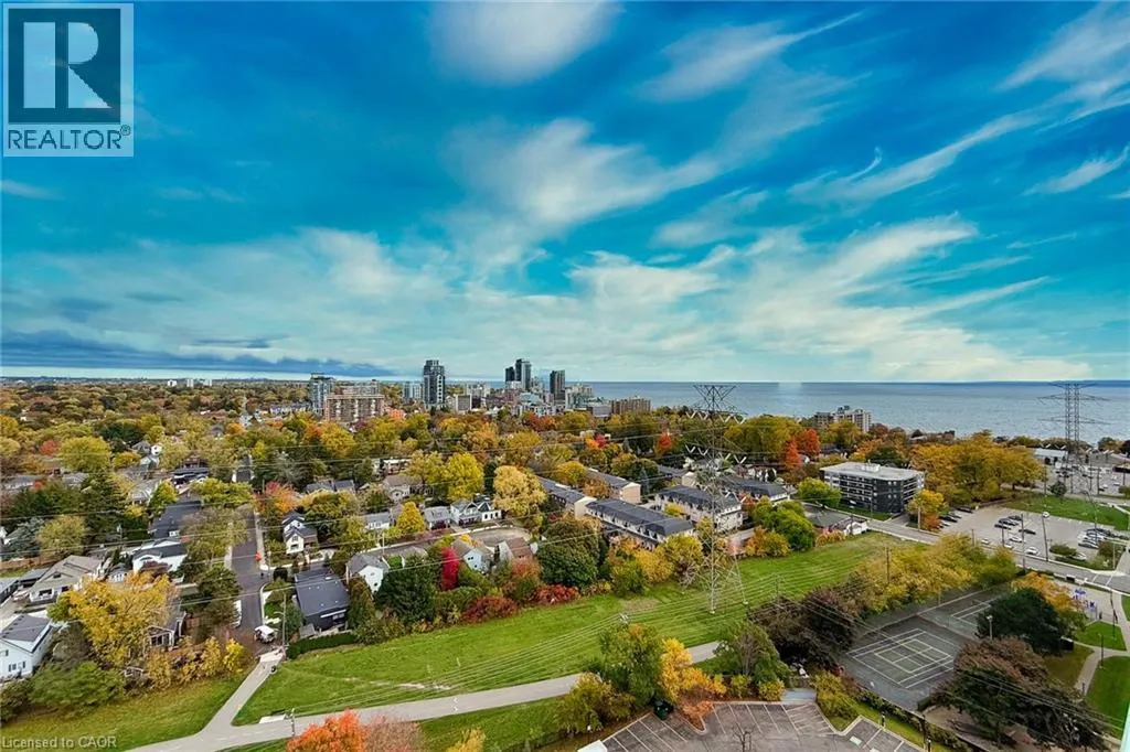 1276 MAPLE CROSSING Boulevard Unit# 111, #111