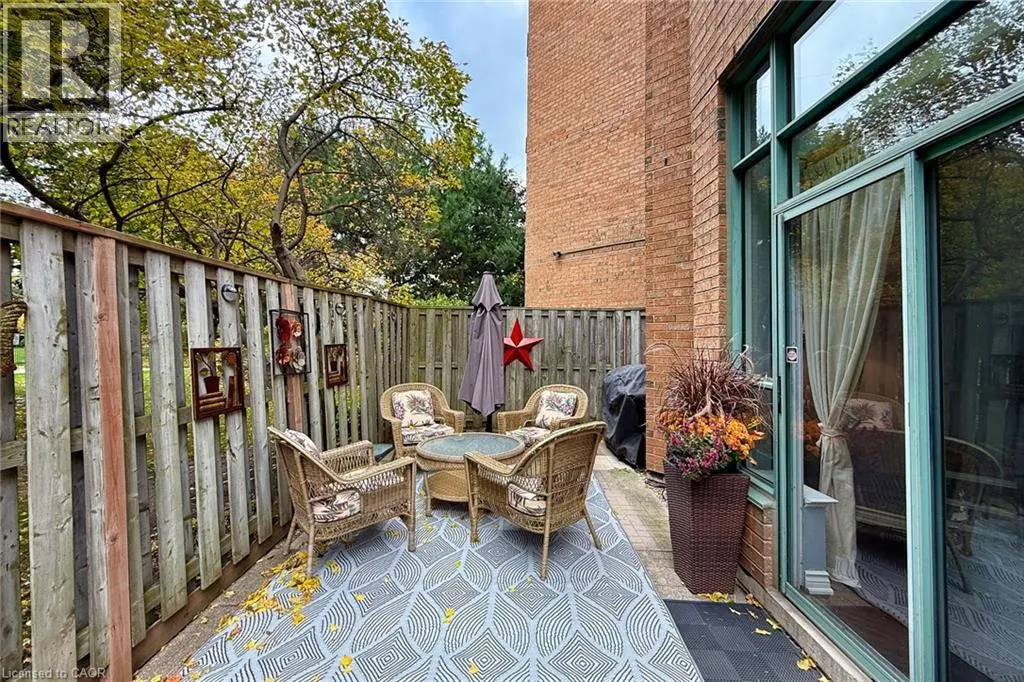 1276 MAPLE CROSSING Boulevard Unit# 111, #111