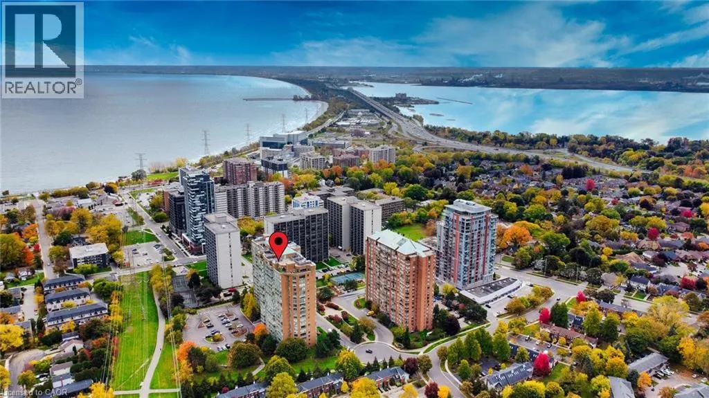 1276 MAPLE CROSSING Boulevard Unit# 111, #111