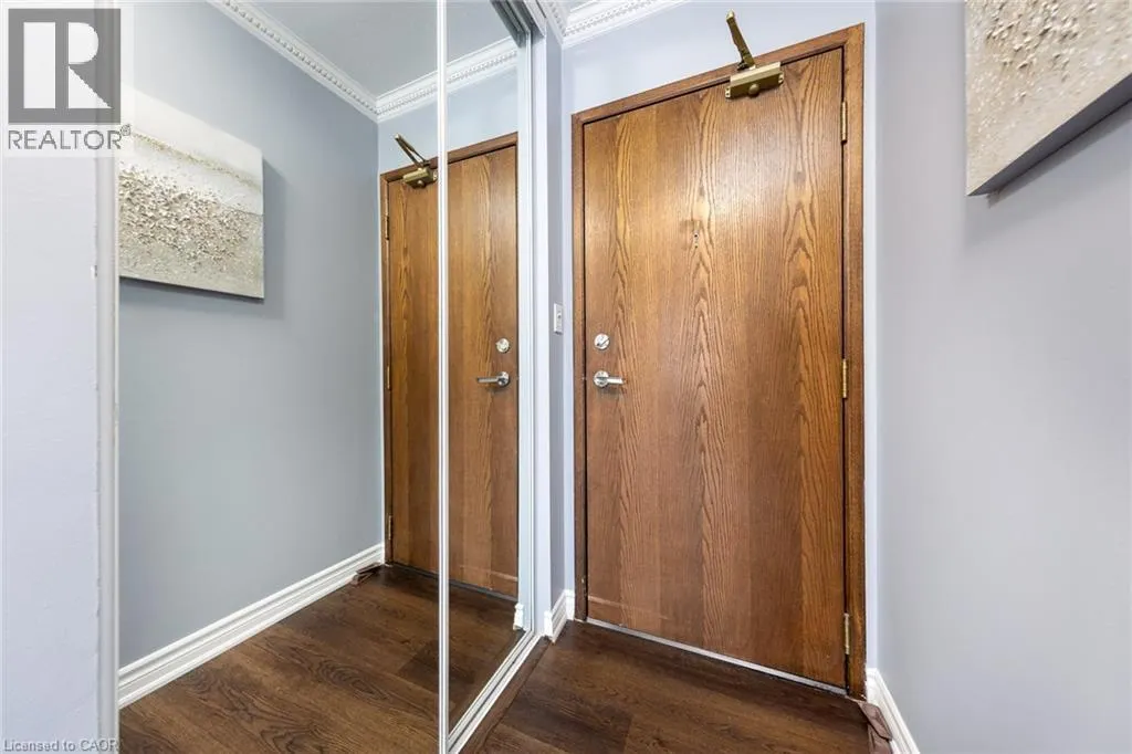 1276 MAPLE CROSSING Boulevard Unit# 111, #111