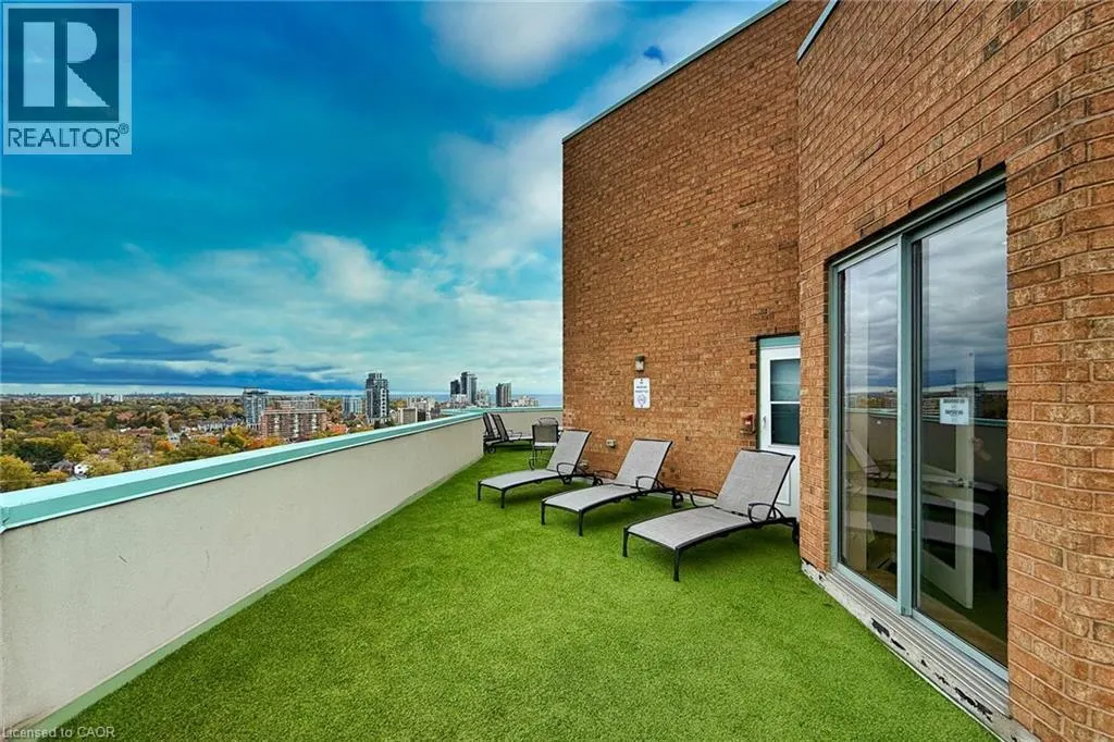 1276 MAPLE CROSSING Boulevard Unit# 111, #111