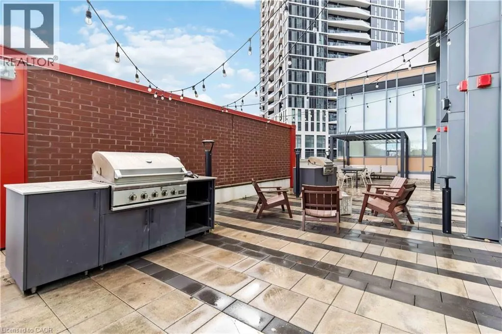 15 WELLINGTON Street S Unit# 408, #408