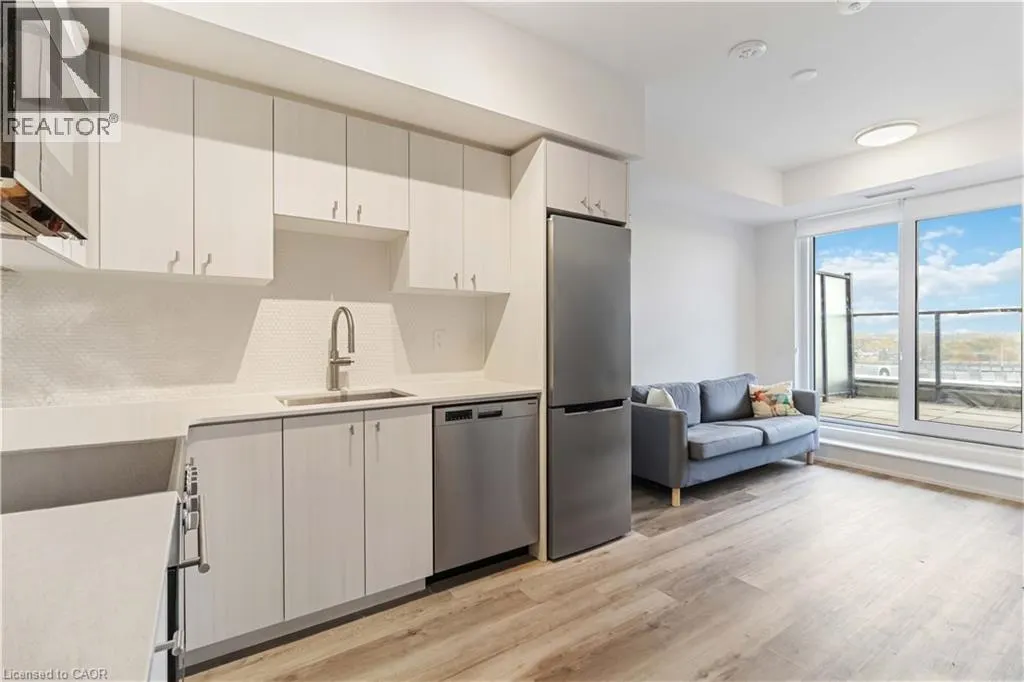 15 WELLINGTON Street S Unit# 408, #408