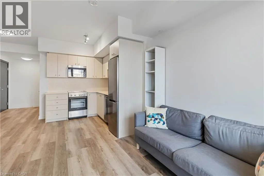 15 WELLINGTON Street S Unit# 408, #408