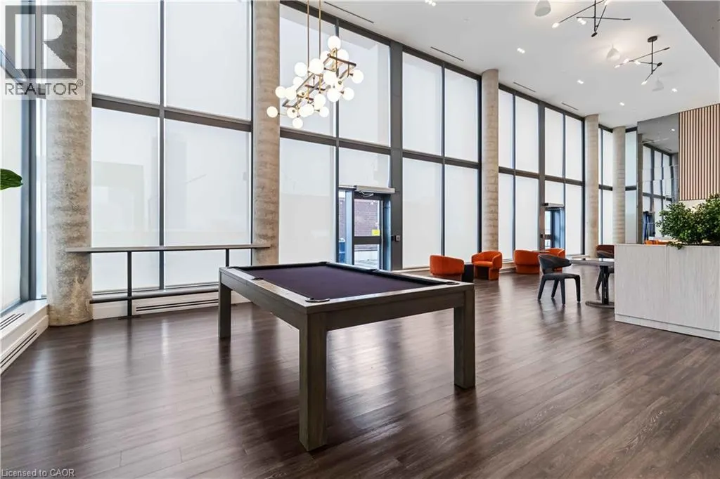 15 WELLINGTON Street S Unit# 408, #408