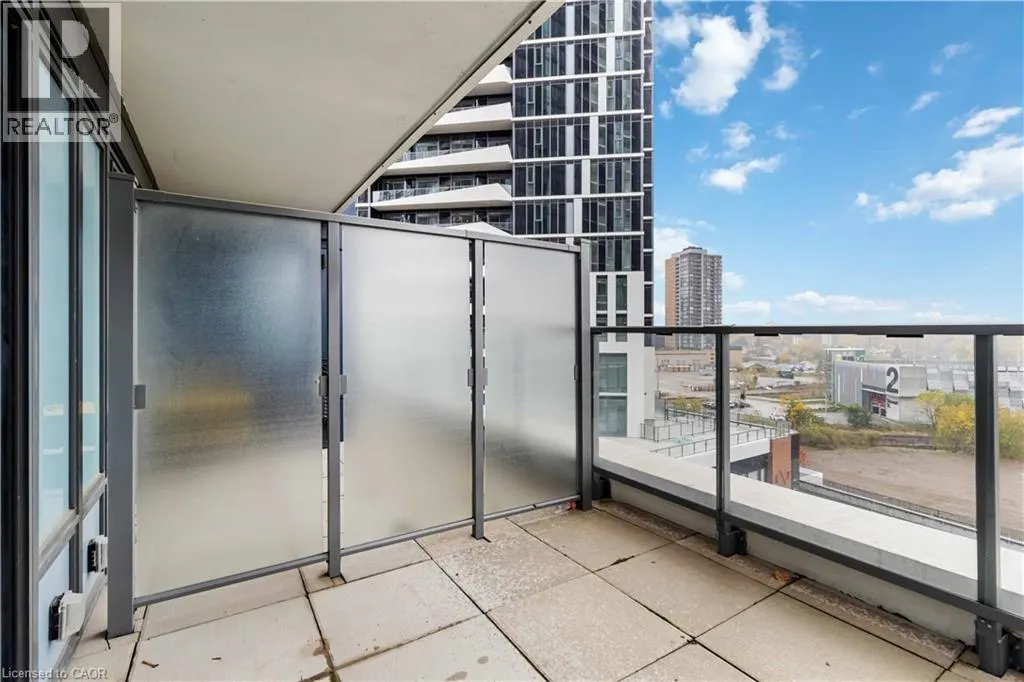 15 WELLINGTON Street S Unit# 408, #408
