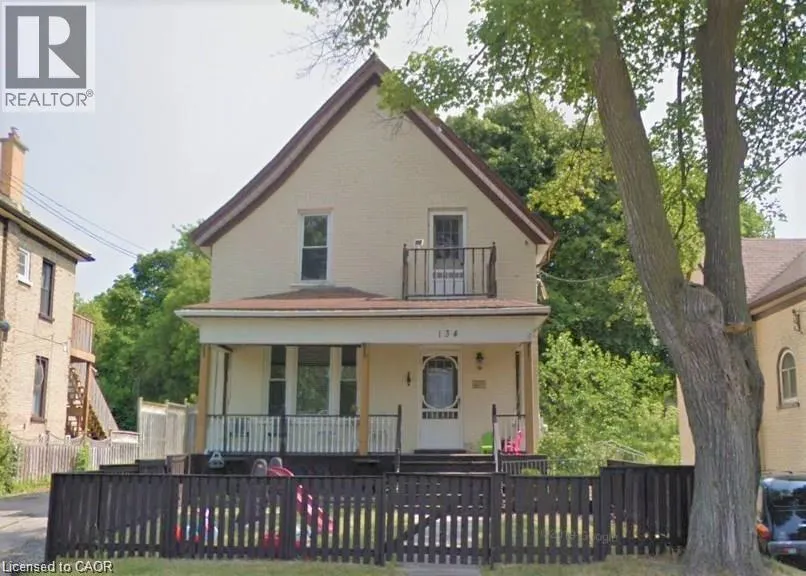 134 COURTLAND Avenue E