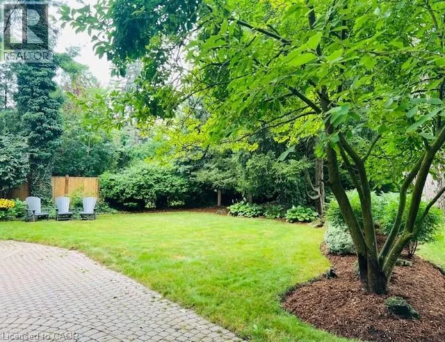 206 ROSSMORE Boulevard