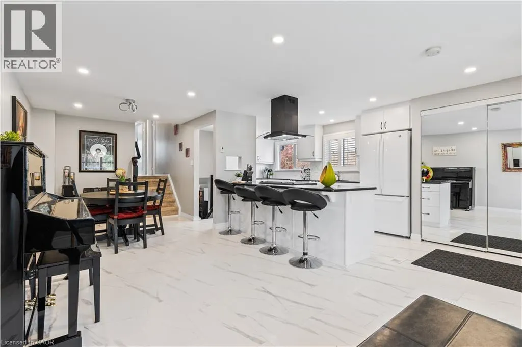 253 BENESFORT Crescent