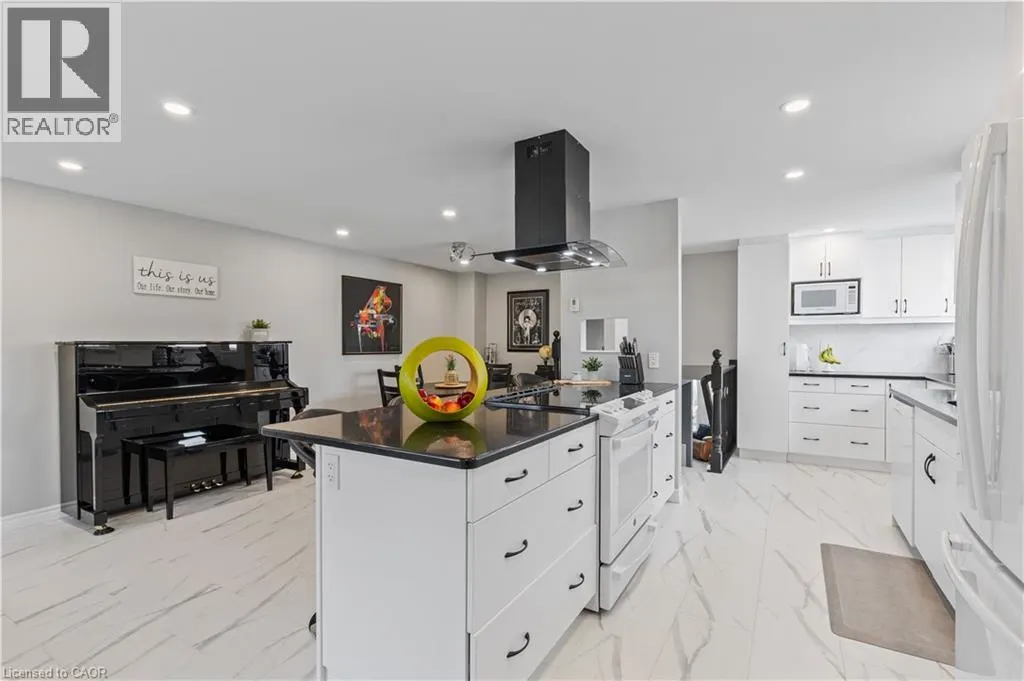 253 BENESFORT Crescent