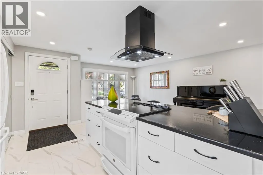 253 BENESFORT Crescent