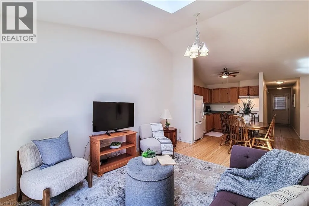 751 RYMAL Road W Unit# 22, #22