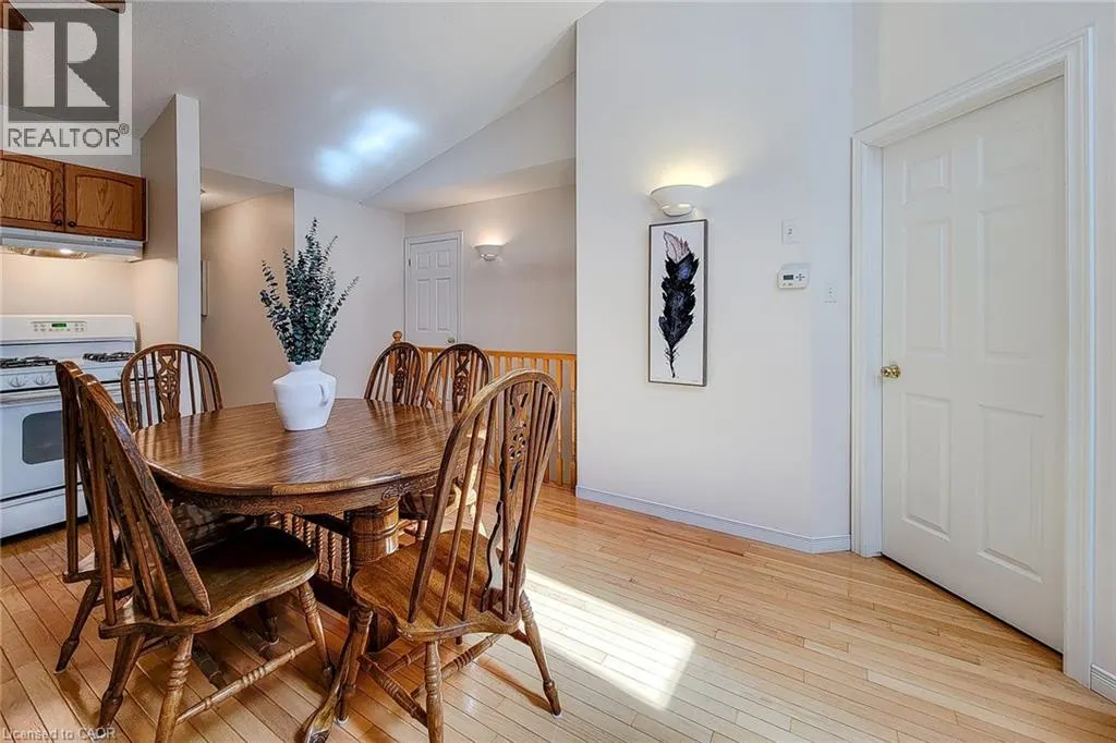 751 RYMAL Road W Unit# 22, #22