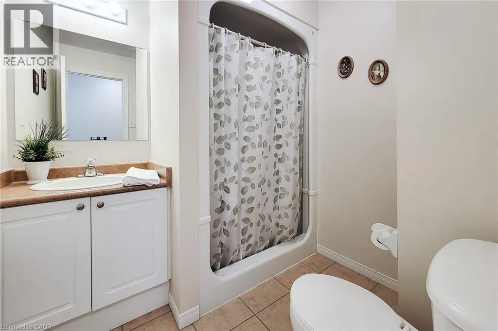 751 RYMAL Road W Unit# 22, #22