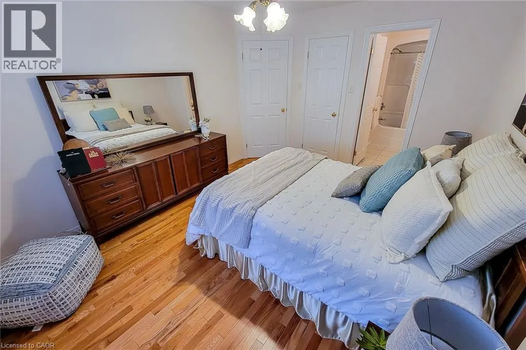 751 RYMAL Road W Unit# 22, #22