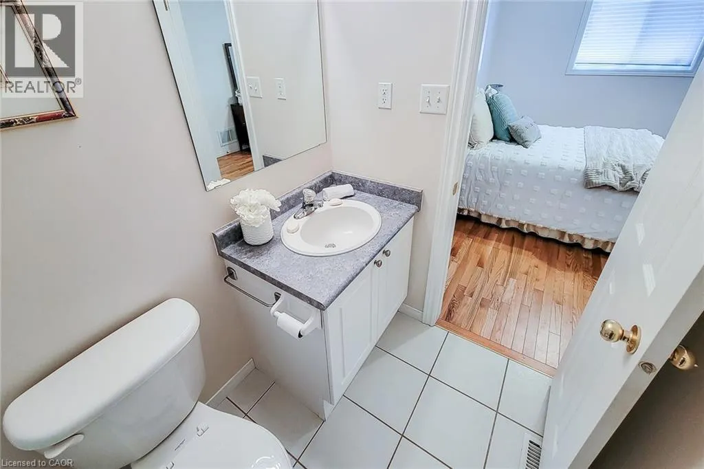 751 RYMAL Road W Unit# 22, #22