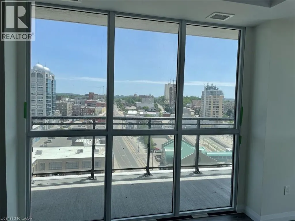 60 CHARLES Street W Unit# 1105, #1105