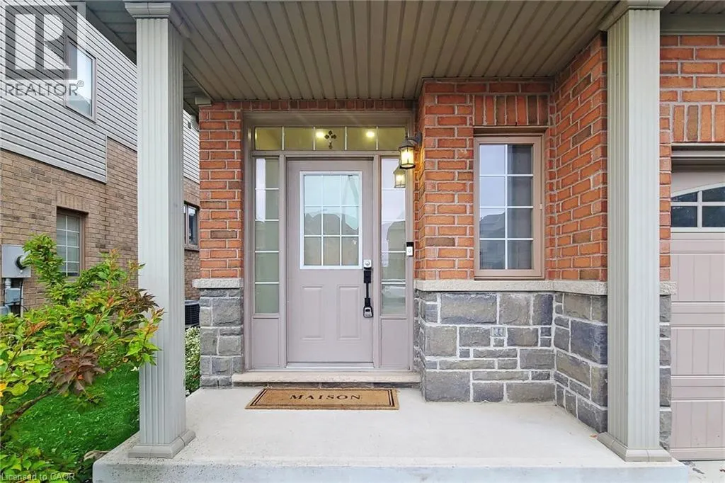 43 BANKFIELD Crescent