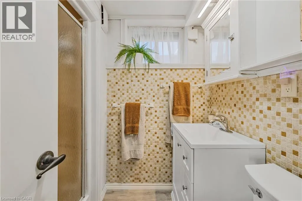 172 OLD ANCASTER Road