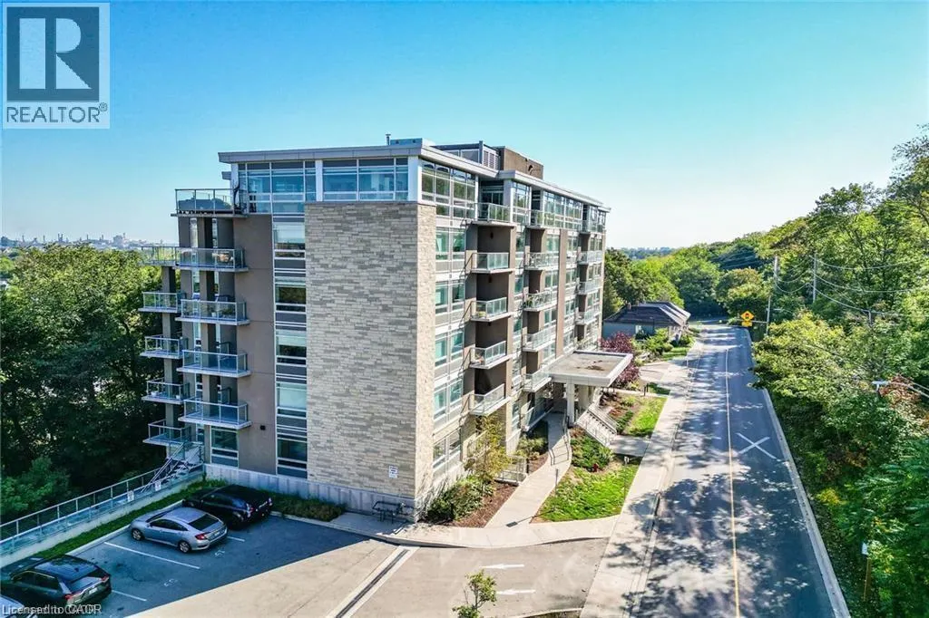 479 CHARLTON Avenue E Unit# 410, #410