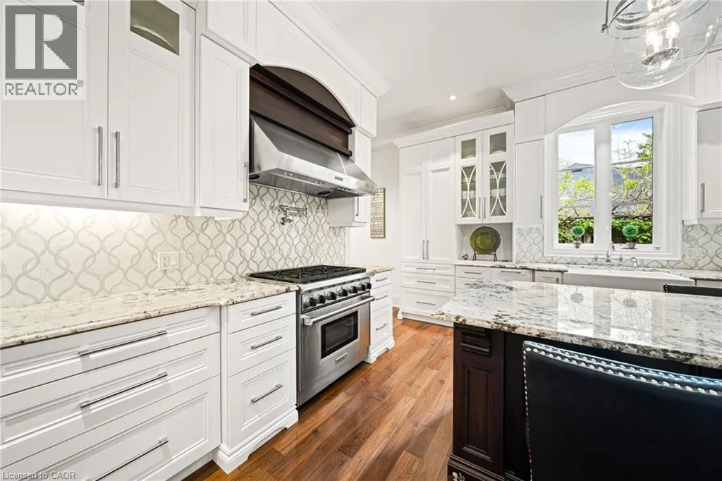 1577 GLOUCESTER Road