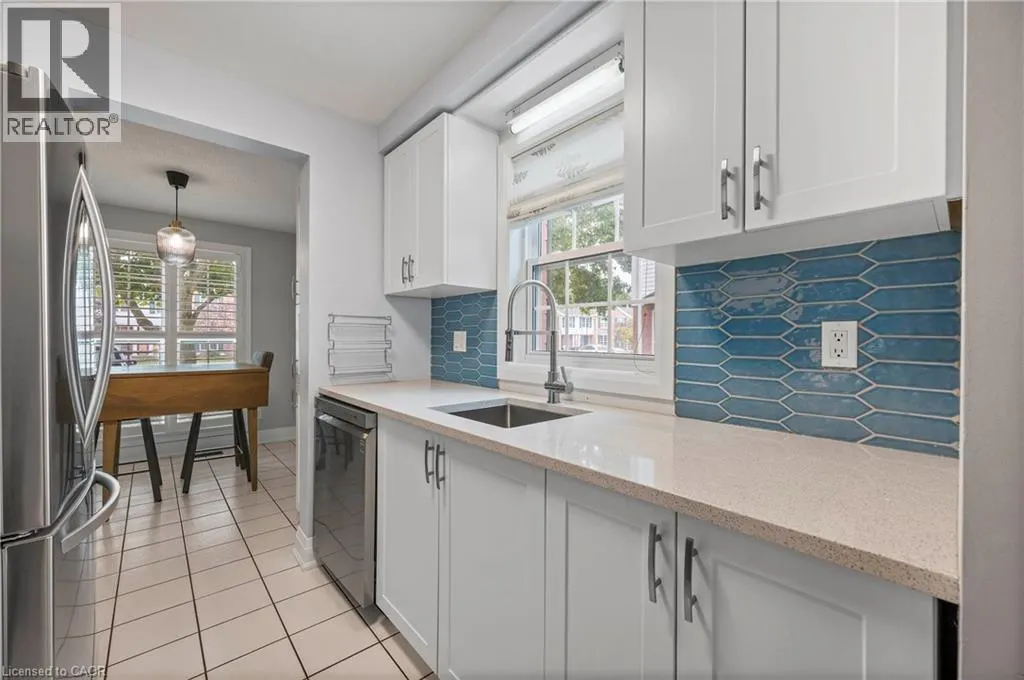 465 WOOLWICH Street N Unit# 32, #32