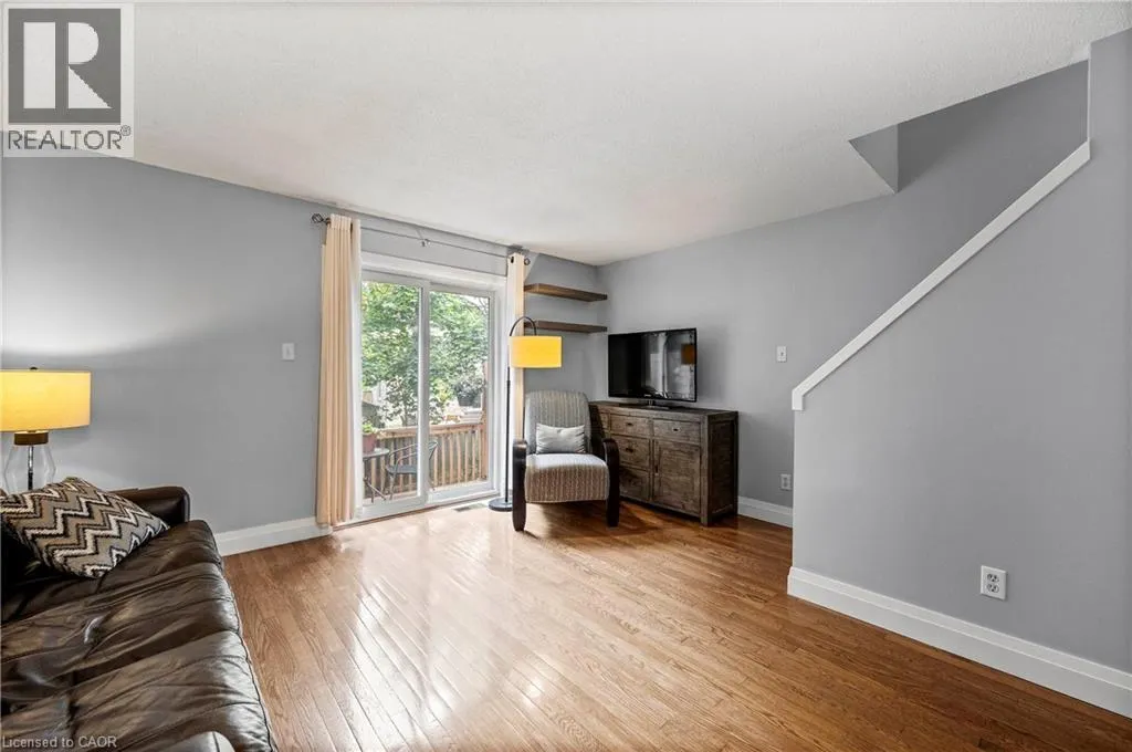 465 WOOLWICH Street N Unit# 32, #32