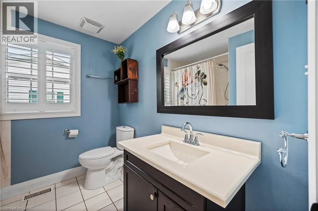 465 WOOLWICH Street N Unit# 32, #32