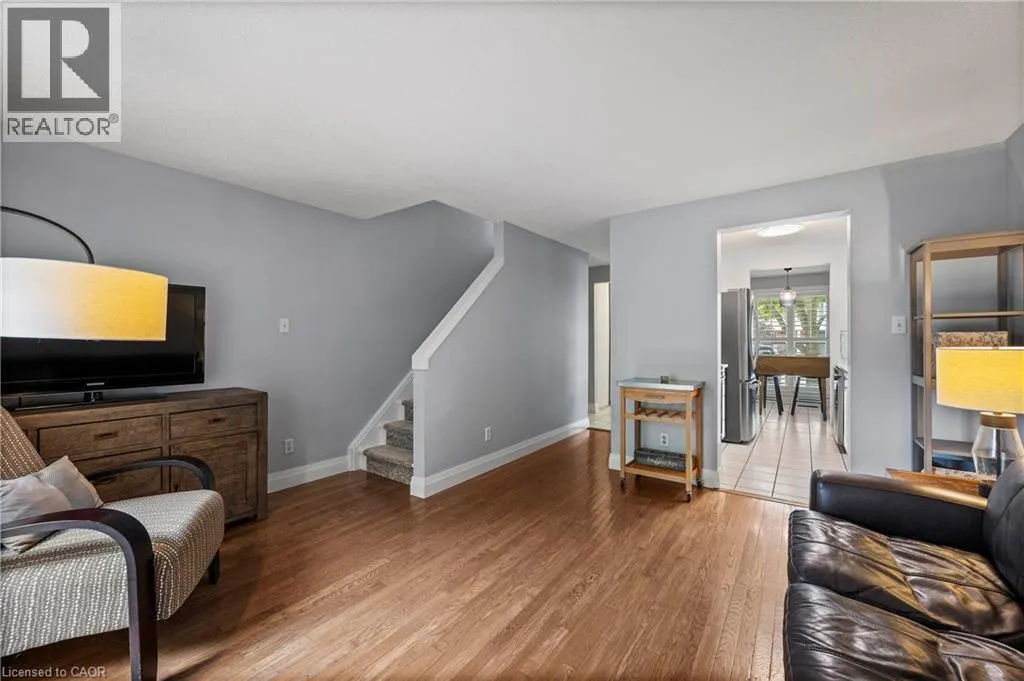 465 WOOLWICH Street N Unit# 32, #32