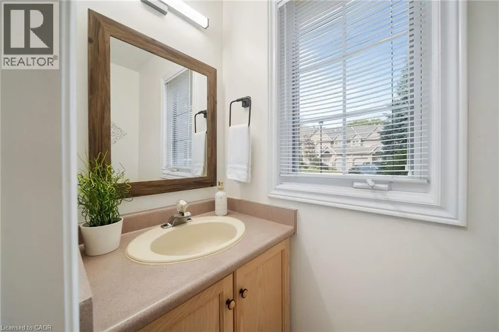 320 HAMILTON Drive Unit# 10, #10