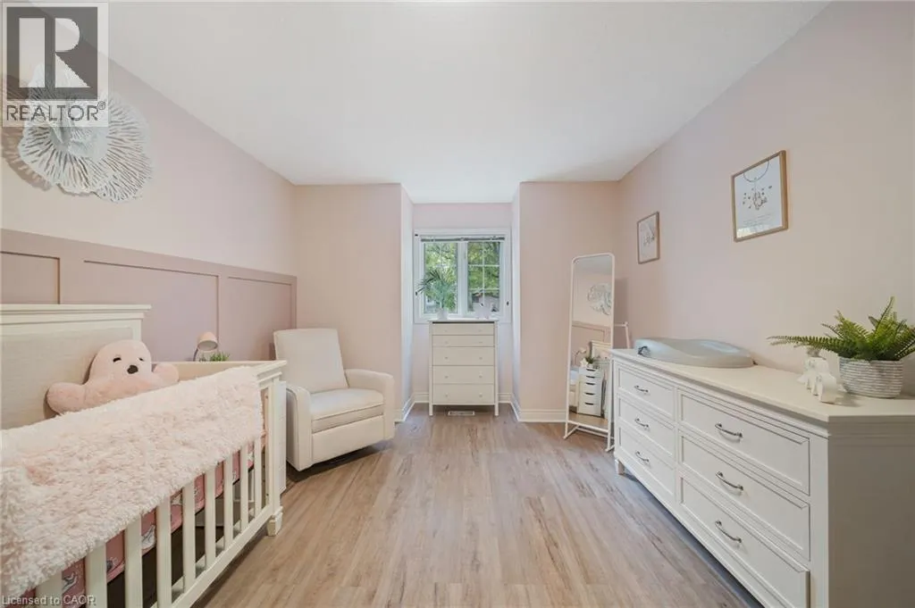 320 HAMILTON Drive Unit# 10, #10