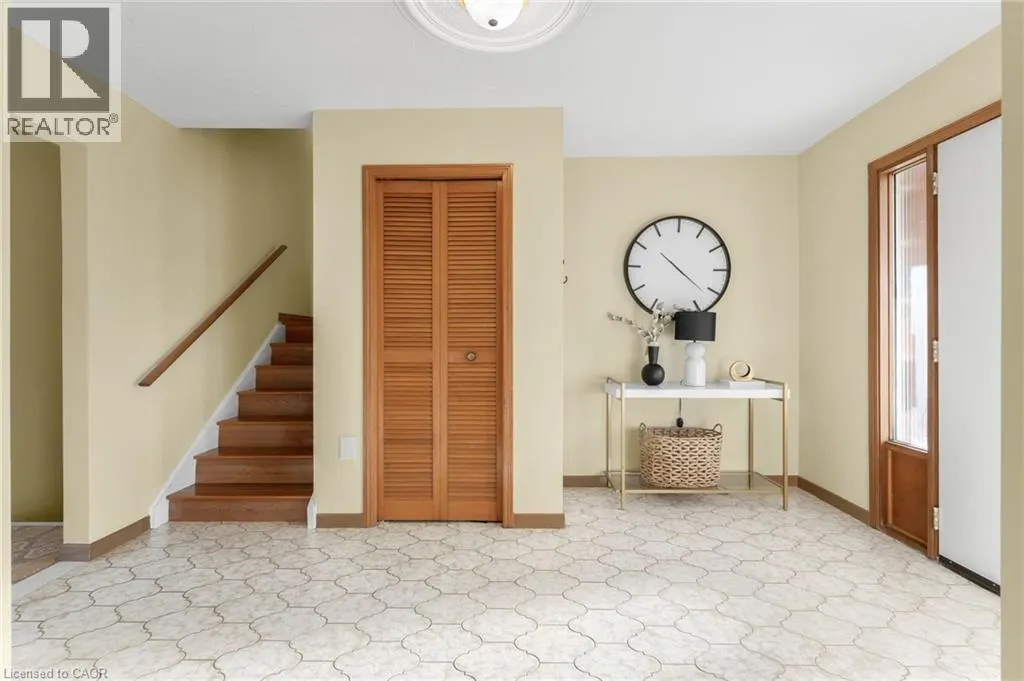 548 MILLGROVE SIDE Road