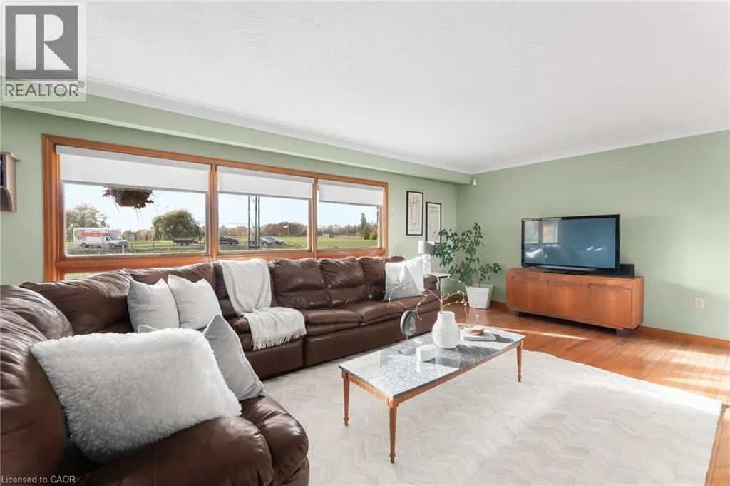 548 MILLGROVE SIDE Road