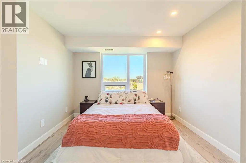 34 NORMAN Street Unit# 404, #404