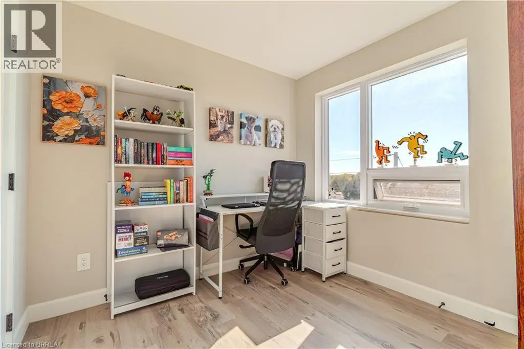 34 NORMAN Street Unit# 404, #404